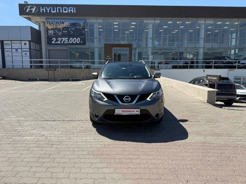 Nissan Qashqai 1.5 dCi Platinum Premium Pack